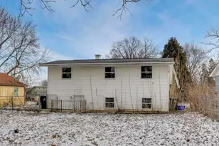 34050 N Lilac Ave, Grayslake, IL 60030 - Photo 23