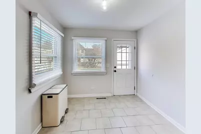 906 Hickory Lane, Naperville, IL 60540 - Photo 11