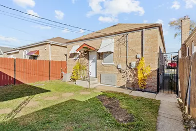 7148 S Sawyer Avenue, Chicago, IL 60629 - Photo 19