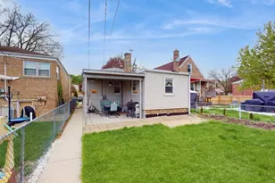 3703 S 58th Ct, Cicero, IL 60804 - Photo 25