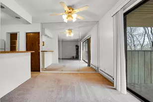 150 E Fountainview Ln, Lombard, IL 60148 - Photo 7