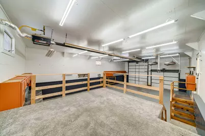 1584 W Fairview Road, Freeport, IL 61032 - Photo 47