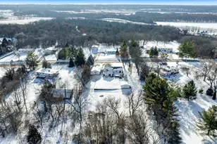 1584 W Fairview Rd, Freeport, IL 61032 - Photo 3