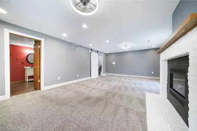 1584 W Fairview Road, Freeport, IL 61032 - Photo 31