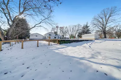 1584 W Fairview Road, Freeport, IL 61032 - Photo 51