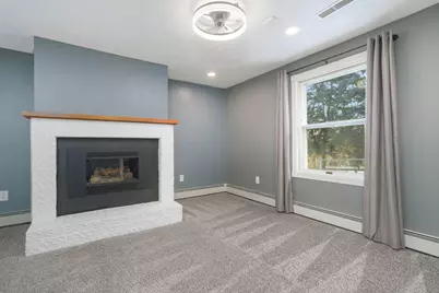 1584 W Fairview Road, Freeport, IL 61032 - Photo 29