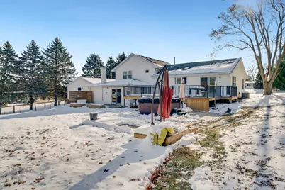 1584 W Fairview Road, Freeport, IL 61032 - Photo 53