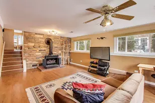 7621 Davis St, Morton Grove, IL 60053 - Photo 19