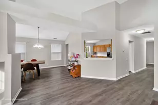 2850 Stonewater Dr, Naperville, IL 60564 - Photo 5