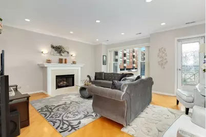 4714 S Evans Avenue #3N, Chicago, IL 60615 - Photo 9