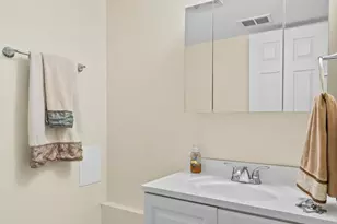 10360 Parkside Ave, Oak Lawn, IL 60453 - Photo 11