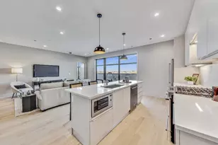 1317 N Western Ave, Chicago, IL 60622 - Photo 11