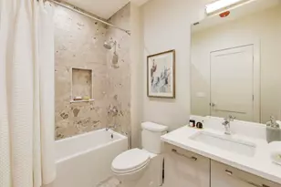 1317 N Western Ave, Chicago, IL 60622 - Photo 21