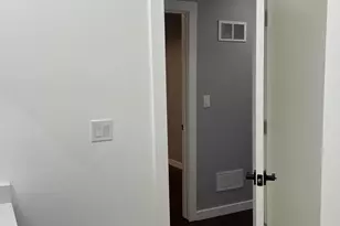 2305 Elisha Ave, Zion, IL 60099 - Photo 29