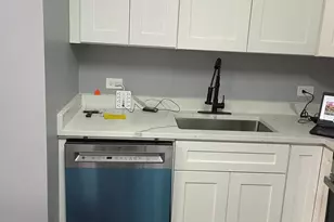 2305 Elisha Ave, Zion, IL 60099 - Photo 9