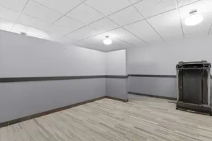 10160 W Fairbanks Ave, Beach Park, IL 60099 - Photo 33