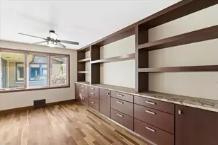 10160 W Fairbanks Ave, Beach Park, IL 60099 - Photo 13