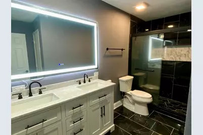 4014 Ridge Road, Zion, IL 60099 - Photo 9