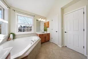 548 Arbor Ln, Oswego, IL 60543 - Photo 23