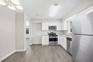 13601 Loomis Ln, Crestwood, IL 60418 - Photo 11