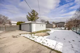 13601 Loomis Ln, Crestwood, IL 60418 - Photo 29