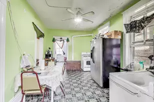 2916 W 25th Pl, Chicago, IL 60623 - Photo 9