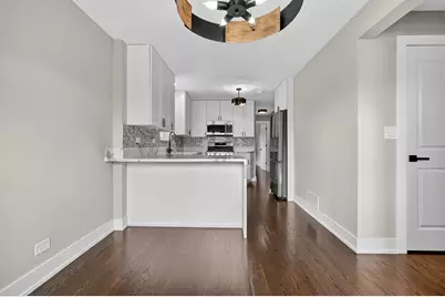 2601 W 98th Place, Evergreen Park, IL 60805 - Photo 5