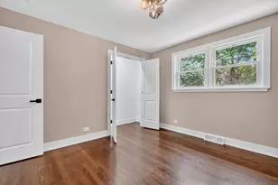 2601 W 98th Pl, Evergreen Park, IL 60805 - Photo 21