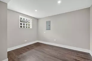 2601 W 98th Pl, Evergreen Park, IL 60805 - Photo 23