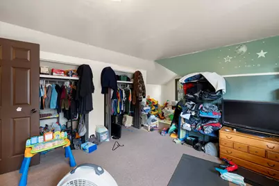 4655 N Keating Avenue, Chicago, IL 60630 - Photo 15