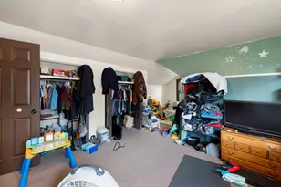 4655 N Keating Ave, Chicago, IL 60630 - Photo 15