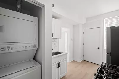 3049 W Berteau Avenue #3, Chicago, IL 60618 - Photo 11