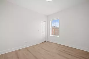 3049 W Berteau Ave, Chicago, IL 60618 - Photo 9