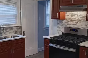 11531 S Stewart Ave, Chicago, IL 60628 - Photo 9