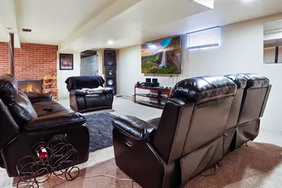 302 W 13th Street, Chicago Heights, IL 60411 - Photo 17