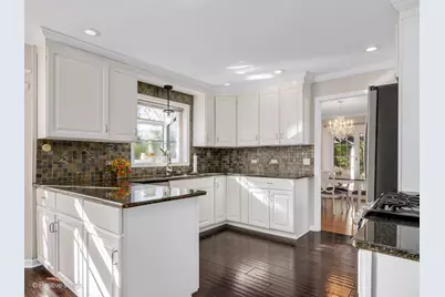 2S386 Seneca Drive, Wheaton, IL 60189 - Photo 9