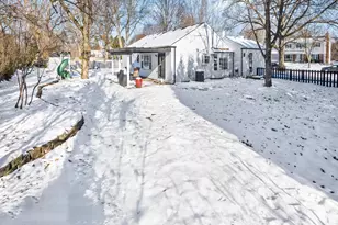 2S386 Seneca Dr, Wheaton, IL 60189 - Photo 29