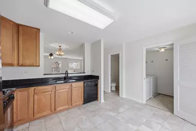 887 Emerald Drive, Pingree Grove, IL 60140 - Photo 9