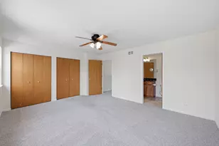 887 Emerald Dr, Pingree Grove, IL 60140 - Photo 17