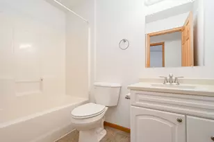 250 S McGinty St, Diamond, IL 60416 - Photo 13