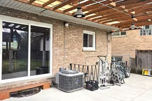 2931 Greenleaf Ave, Wilmette, IL 60091 - Photo 3