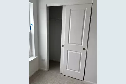 450 Hathaway Lane #450, Oswego, IL 60543 - Photo 3