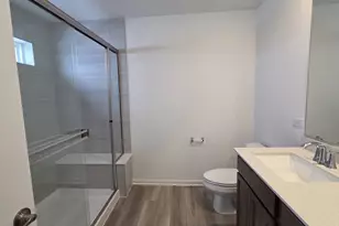 450 Hathaway Ln, Oswego, IL 60543 - Photo 9