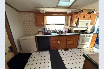 3404 Old Plank Road, Park City, IL 60085 - Photo 9