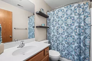 586 Boulder Dr, Morris, IL 60450 - Photo 9