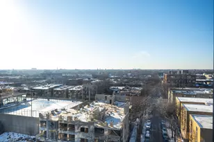 5415 N Sheridan Rd, Chicago, IL 60640 - Photo 3