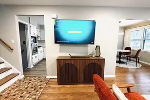 9323 S 80th Ct, Hickory Hills, IL 60457 - Photo 7