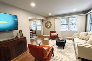 9323 S 80th Ct, Hickory Hills, IL 60457 - Photo 9