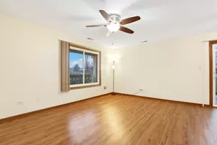 9322 W 141st Pl, Orland Park, IL 60462 - Photo 3