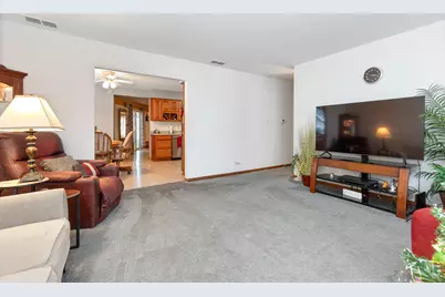 12954 Crescent Court, Crestwood, IL 60418 - Photo 3